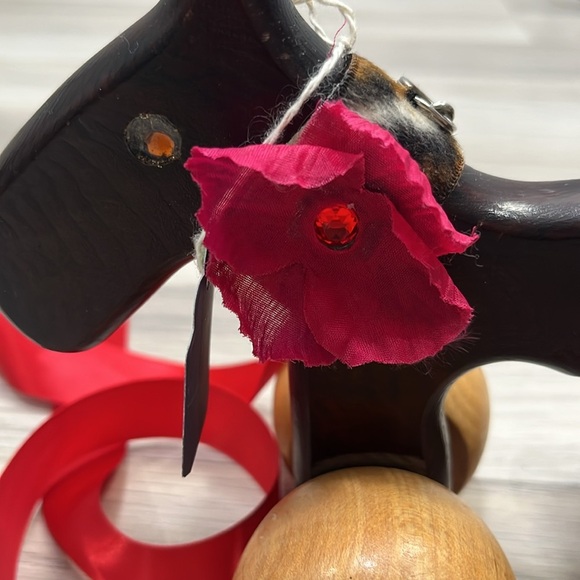 MilkWeed Dog Rolling Wooden Massager Dog Gift Animal Terrier Toy On Wheels - Picture 5 of 12